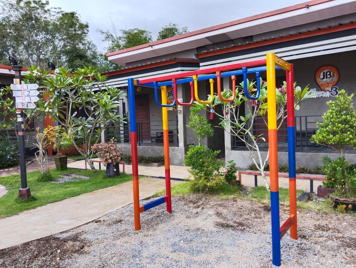 Jb Grand Resort Nakhon Szi Thammarat Kültér fotó