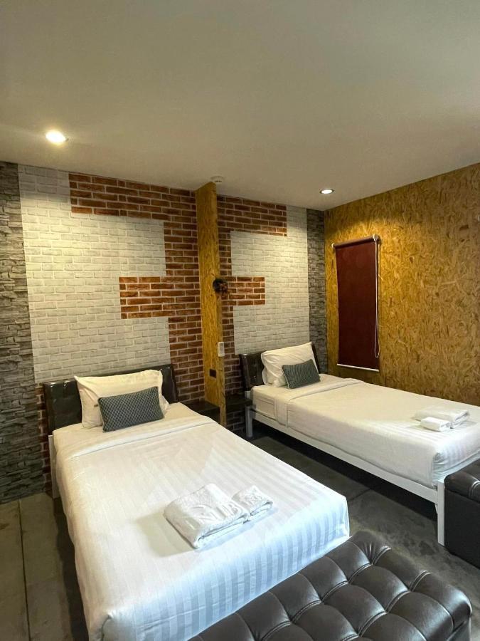Jb Grand Resort Nakhon Szi Thammarat Kültér fotó