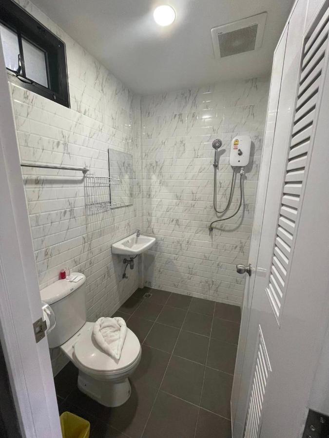 Jb Grand Resort Nakhon Szi Thammarat Kültér fotó